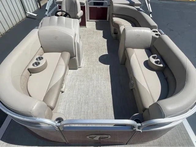 Slide: The Image of Tahoe GT Cruise 2 19 2018 - 8