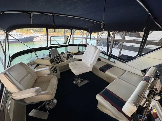 Slide: The Image of Tollycraft 44 CPMY 1988 - 14