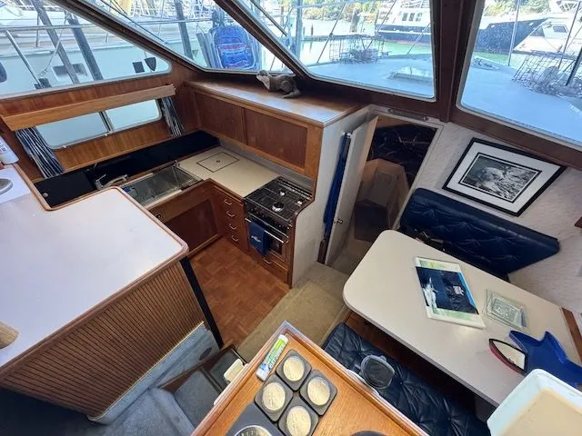 Slide: The Image of Tollycraft 44 CPMY 1988 - 20