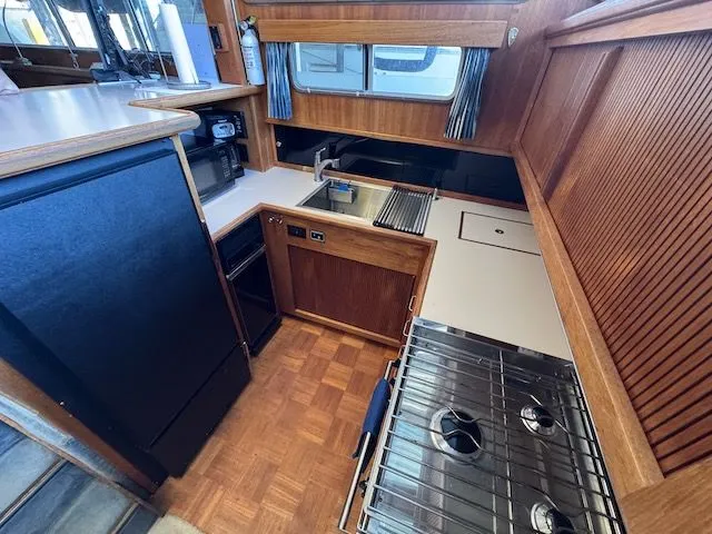 Slide: The Image of Tollycraft 44 CPMY 1988 - 21