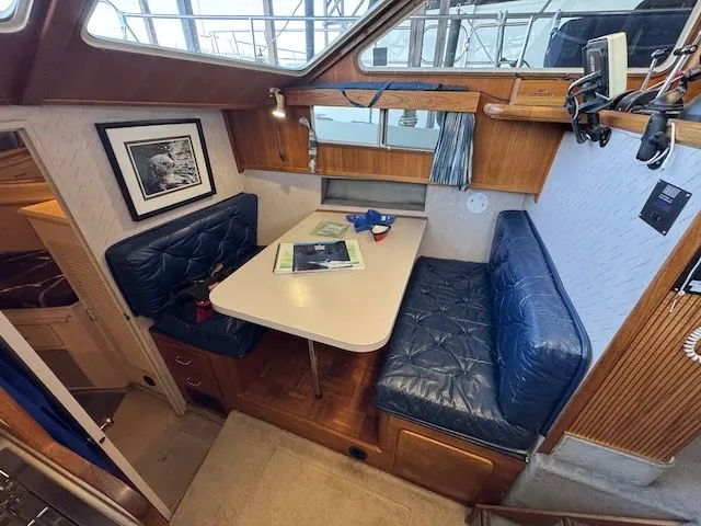 Slide: The Image of Tollycraft 44 CPMY 1988 - 22