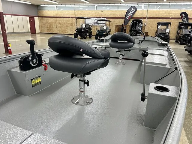 Slide: The Image of Xtreme Boats Brute 1754SS Tunnel 2026 - 4