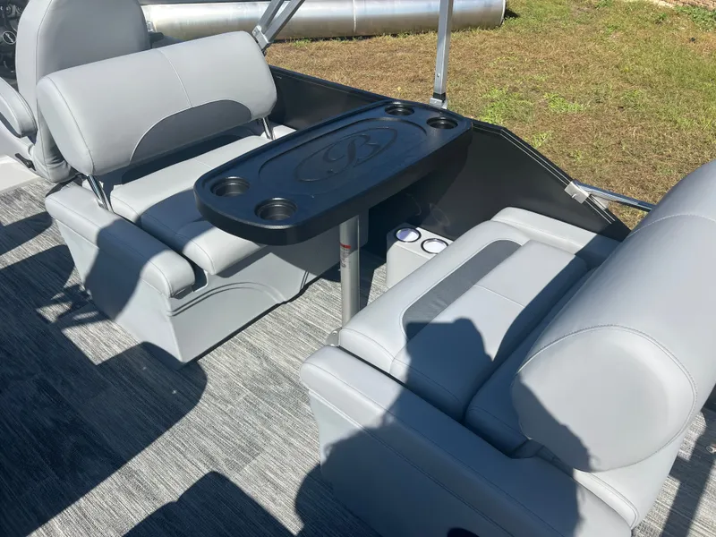Slide: The Image of Bentley Pontoons Legacy 220 QSB Swingback & Honda 4-Stroke EFI 2026 - 20