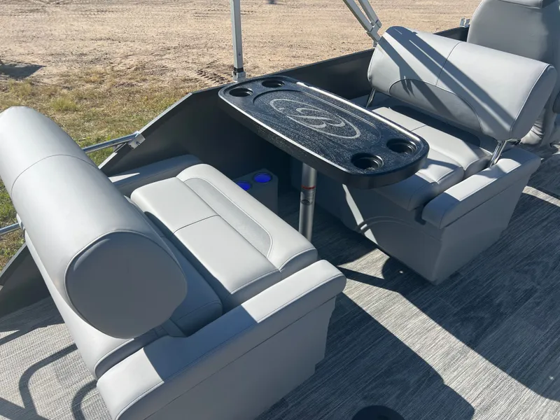 Slide: The Image of Bentley Pontoons Legacy 220 QSB Swingback & Honda 4-Stroke EFI 2026 - 21