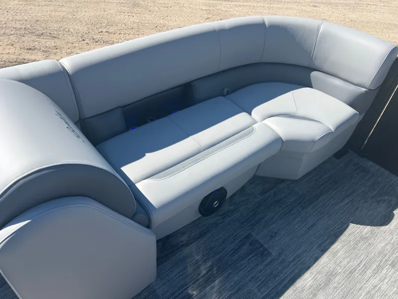 Slide: The Image of Bentley Pontoons Legacy 220 QSB Swingback & Honda 4-Stroke EFI 2026 - 26