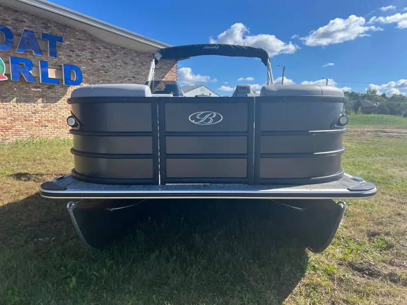 Slide: The Image of Bentley Pontoons Legacy 220 QSB Swingback & Honda 4-Stroke EFI 2026 - 39