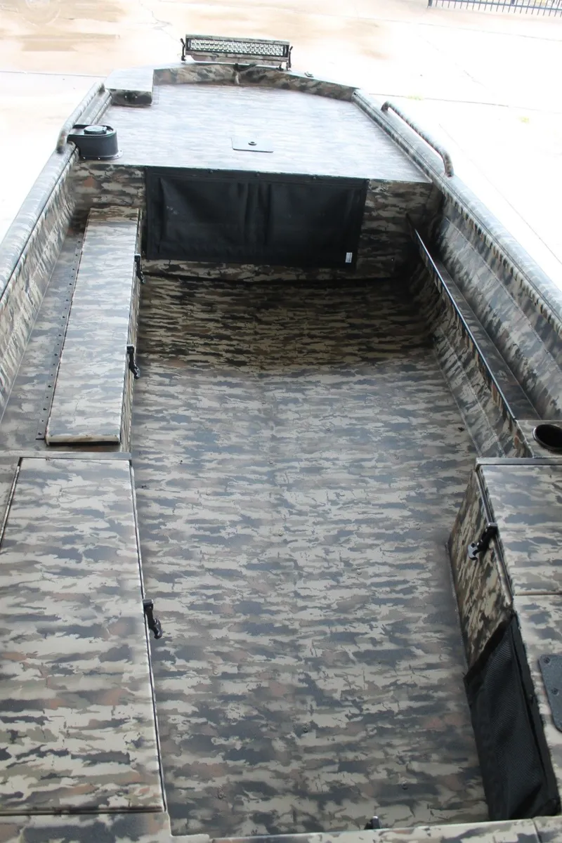 Slide: The Image of Excel 1751 Viper F4 2026 - 10