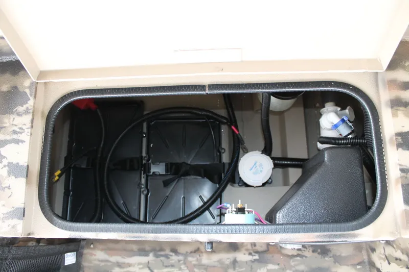 Slide: The Image of Excel 1751 Viper F4 2026 - 7