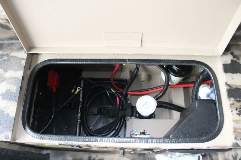 Slide: The Image of Excel 1754 Shallow Water F4 (F86 Hull) 2026 - 20