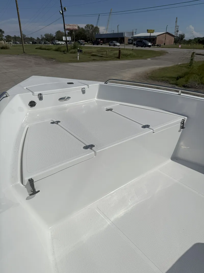 Slide: The Image of Mi Tide V1700CC 2026 - 6