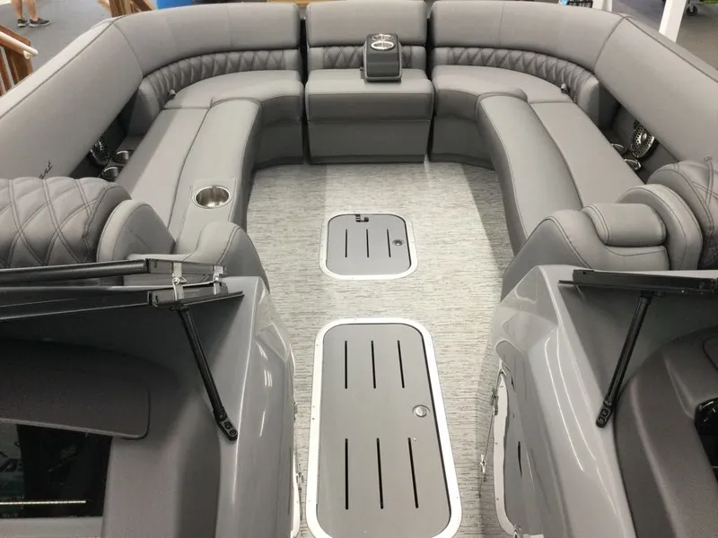 Slide: The Image of Bennington 25RXsBWA ESP 2026 - 10