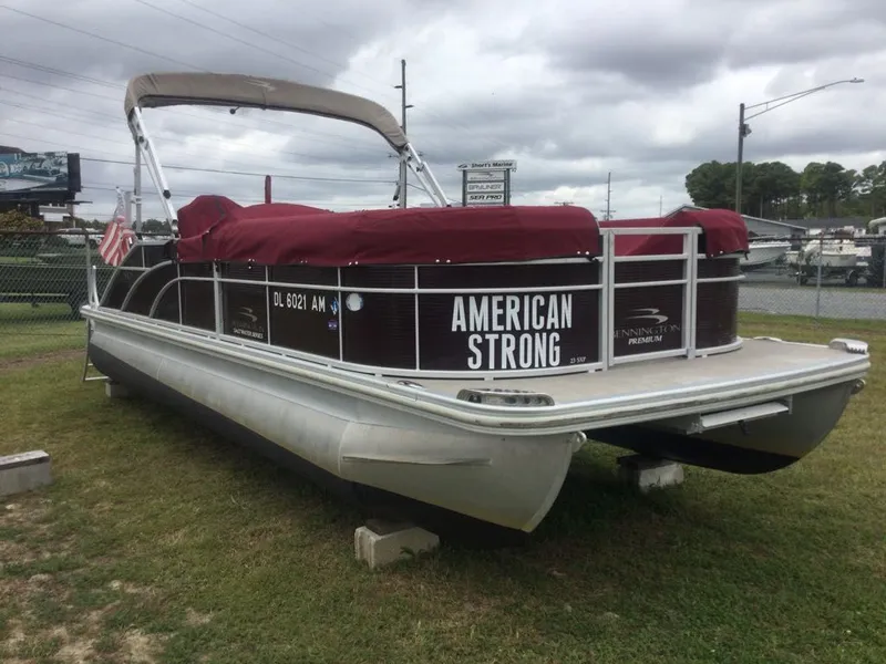 The Image of Bennington 23 Swingback premium 2019 - 1