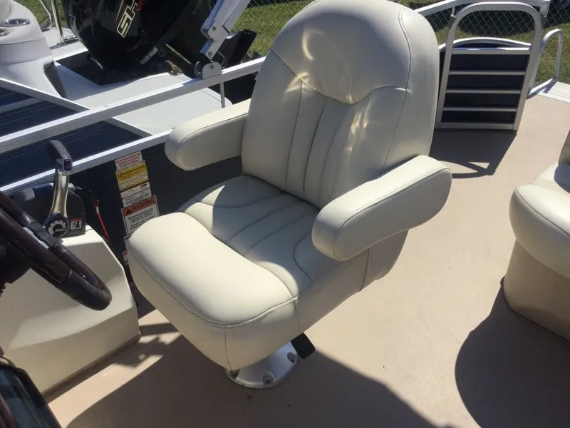 Slide: The Image of Bennington 2275GL 2012 - 14