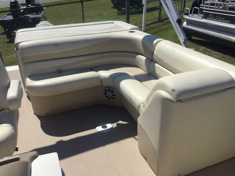 Slide: The Image of Bennington 2275GL 2012 - 4