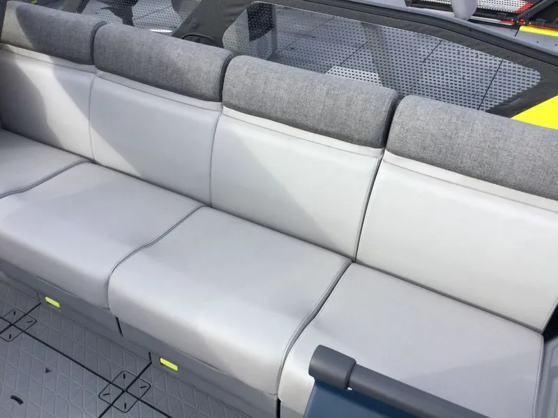 Slide: The Image of Sea-Doo Switch Cruise 21 2024 - 14