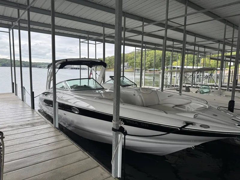 Slide: The Image of Crownline Boats Bowrider 320 LS 2006 - 3