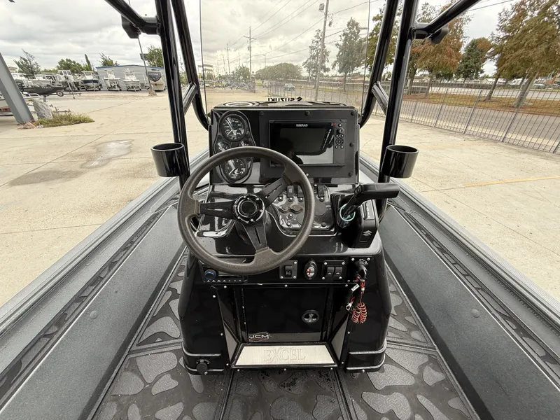 Slide: The Image of Excel 220 Bay Pro 2023 - 15