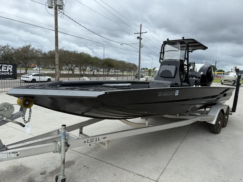 Slide: The Image of Excel 220 Bay Pro 2023 - 3