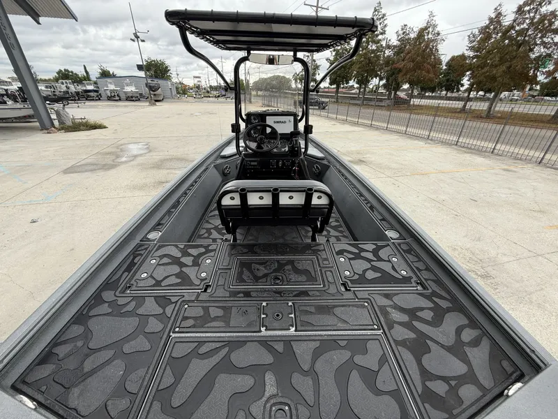 Slide: The Image of Excel 220 Bay Pro 2023 - 4