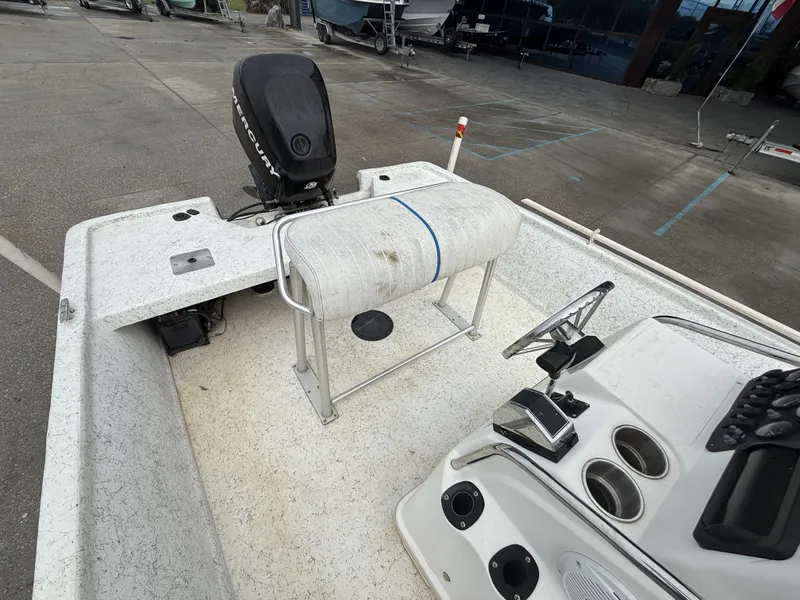 Slide: The Image of Mako 191 Inshore 2008 - 13