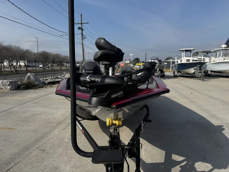 Slide: The Image of Tracker Pro Team 175 2024 - 11