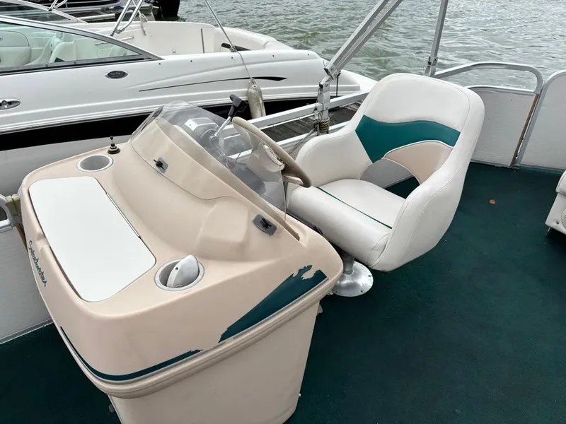 Slide: The Image of Godfrey Sweetwater 2221RE 2000 - 10