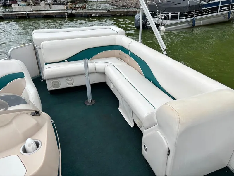 Slide: The Image of Godfrey Sweetwater 2221RE 2000 - 15