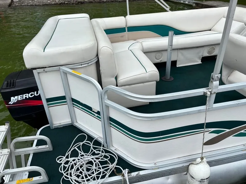 Slide: The Image of Godfrey Sweetwater 2221RE 2000 - 7