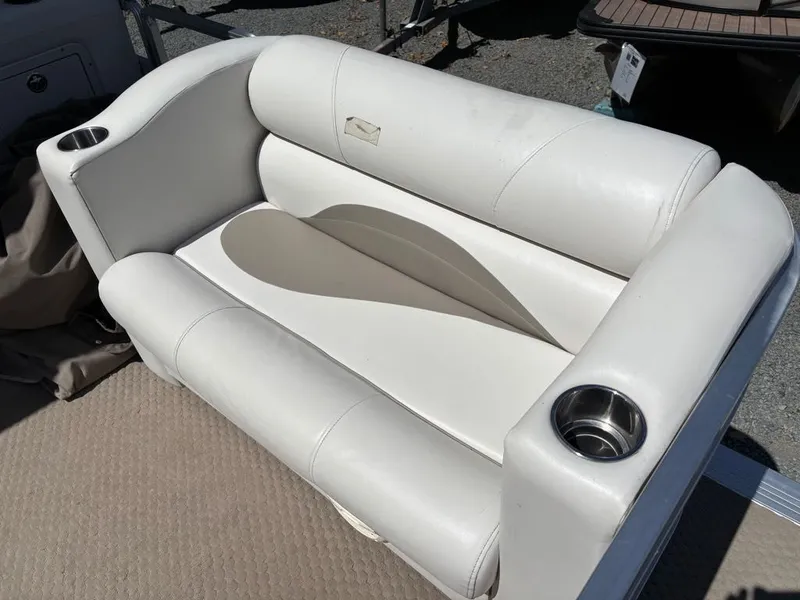 Slide: The Image of Harris Sunliner 200 2005 - 5