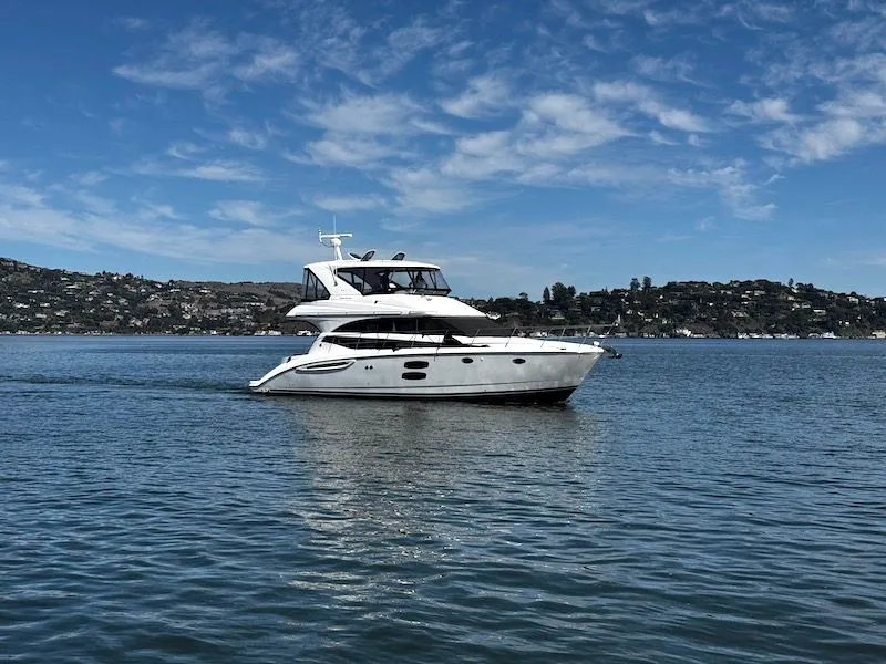 Slide: The Image of Meridian 441 Sedan 2010 - 1