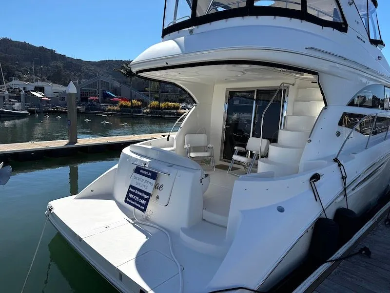 Slide: The Image of Meridian 441 Sedan 2010 - 11