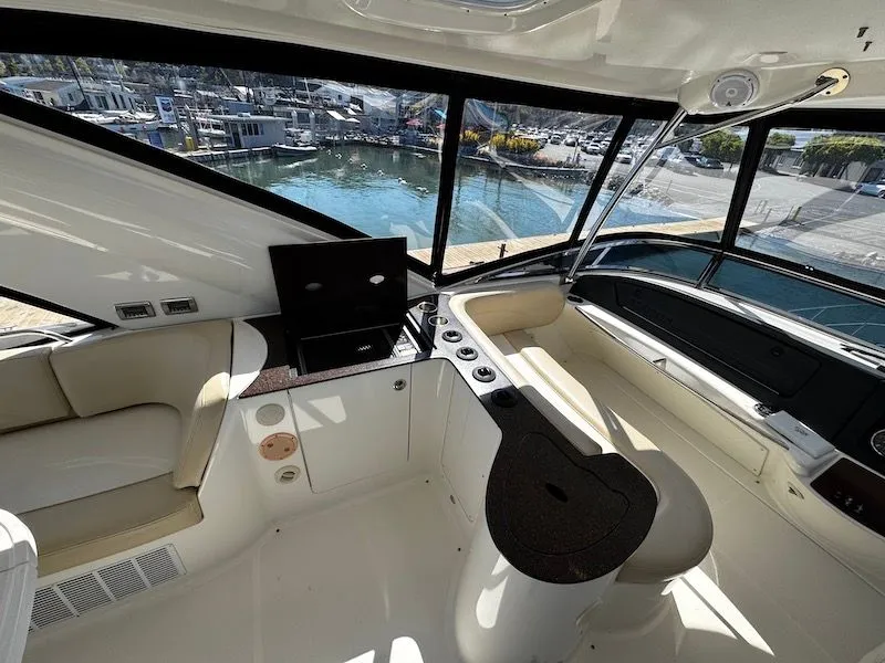 Slide: The Image of Meridian 441 Sedan 2010 - 14