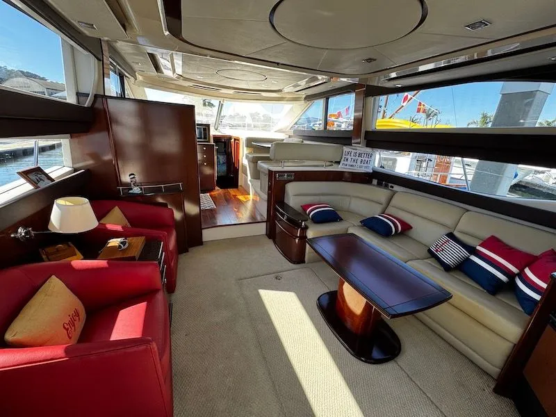 Slide: The Image of Meridian 441 Sedan 2010 - 17