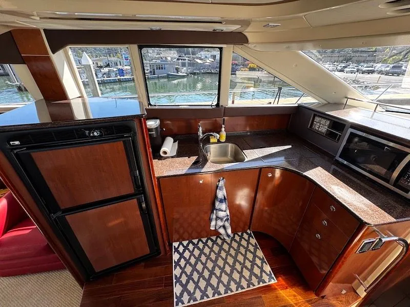 Slide: The Image of Meridian 441 Sedan 2010 - 21
