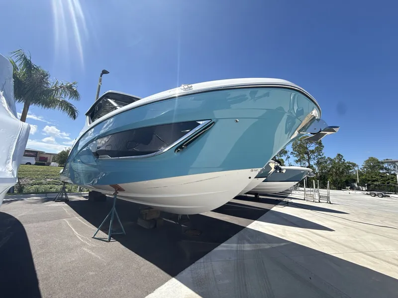 Slide: The Image of Hurricane SD 3200 OB 2026 - 4