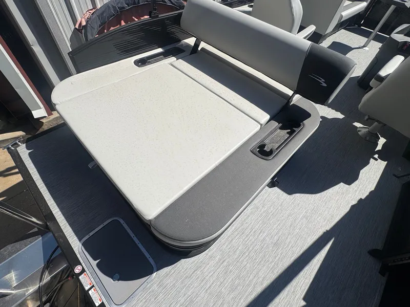 Slide: The Image of Bennington 22SSB 2026 - 10