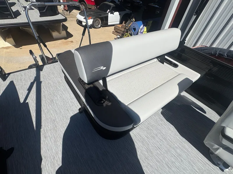 Slide: The Image of Bennington 22SSB 2026 - 9