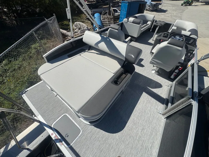 Slide: The Image of Bennington 22SSB 2026 - 9