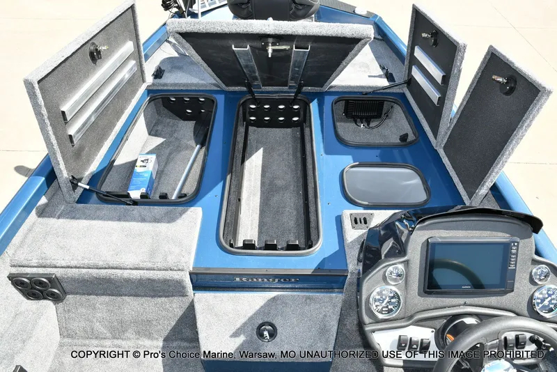 Slide: The Image of Ranger RT188P Garmin Livescope Cup Equipped 2026 - 12