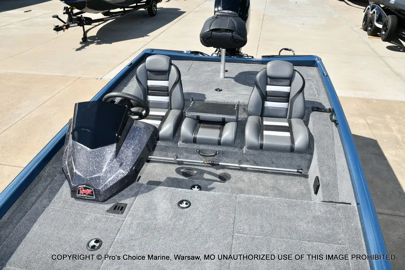 Slide: The Image of Ranger RT188P Garmin Livescope Cup Equipped 2026 - 15