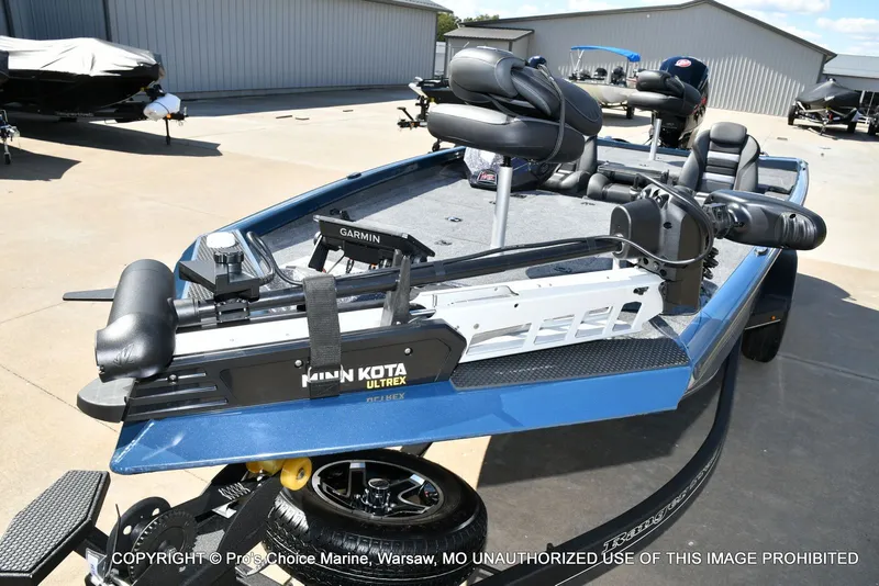 Slide: The Image of Ranger RT188P Garmin Livescope Cup Equipped 2026 - 28