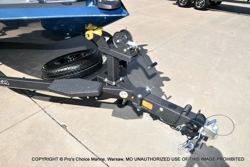 Slide: The Image of Ranger RT188P Garmin Livescope Cup Equipped 2026 - 31