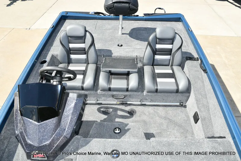 Slide: The Image of Ranger RT188P Garmin Livescope Cup Equipped 2026 - 49