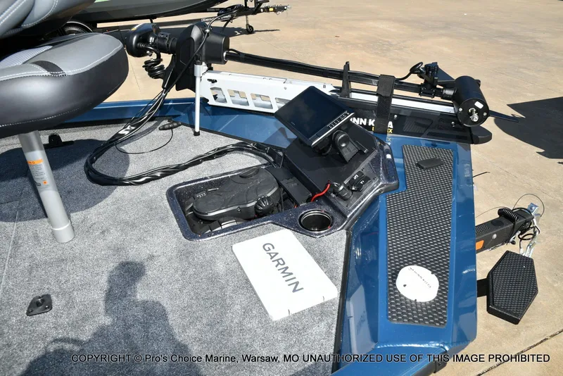 Slide: The Image of Ranger RT188P Garmin Livescope Cup Equipped 2026 - 5