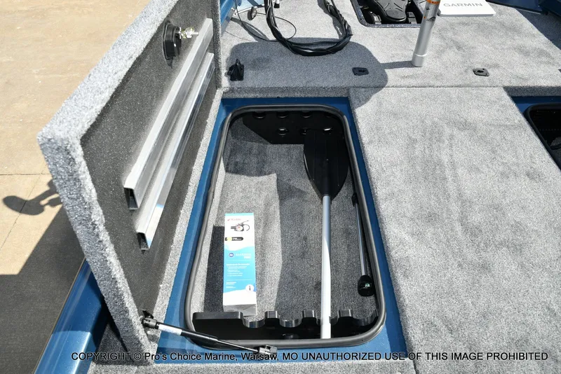 Slide: The Image of Ranger RT188P Garmin Livescope Cup Equipped 2026 - 57