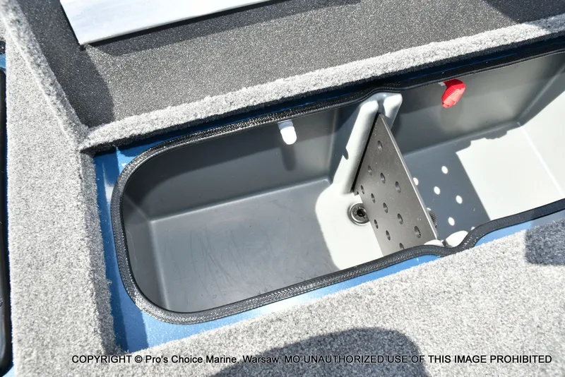 Slide: The Image of Ranger RT188P Garmin Livescope Cup Equipped 2026 - 63