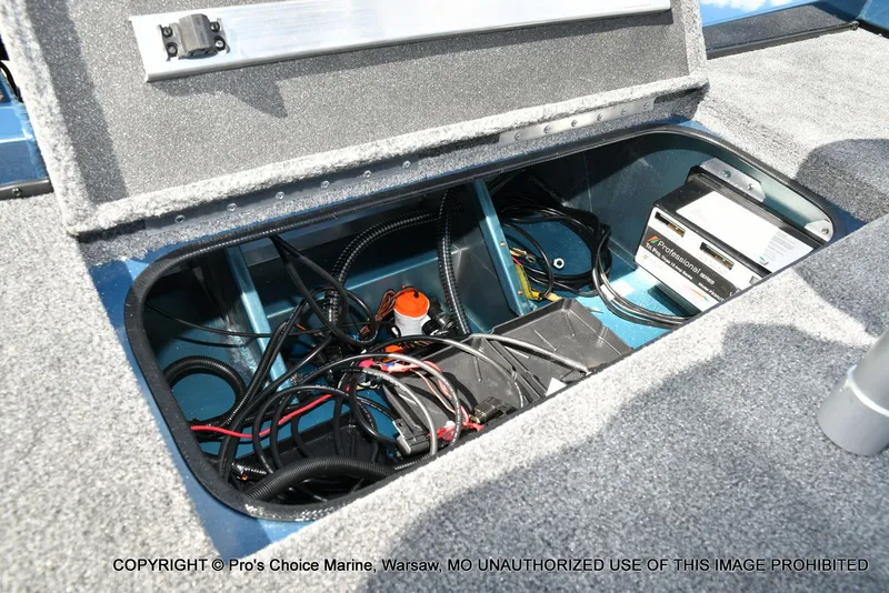 Slide: The Image of Ranger RT188P Garmin Livescope Cup Equipped 2026 - 67