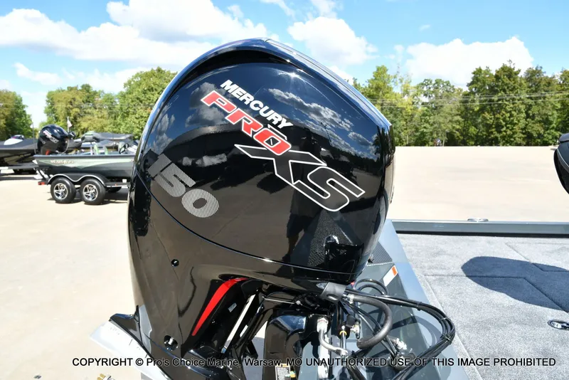 Slide: The Image of Ranger RT198P w/150 Pro-XS 4 Stroke 2026 - 17