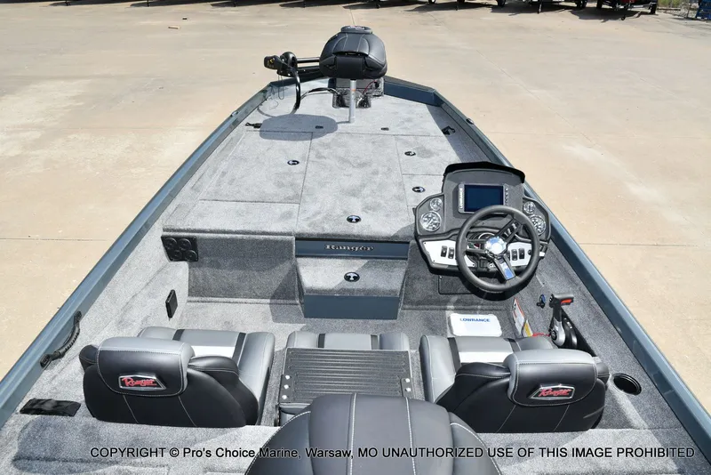 Slide: The Image of Ranger RT198P w/150 Pro-XS 4 Stroke 2026 - 35