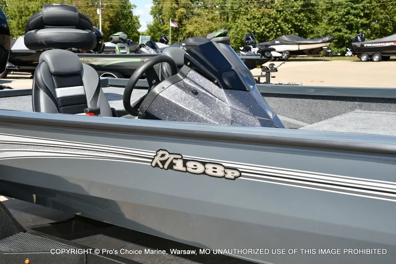 Slide: The Image of Ranger RT198P w/150 Pro-XS 4 Stroke 2026 - 4